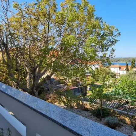 Sea Steps 2 By Guide Apartment *